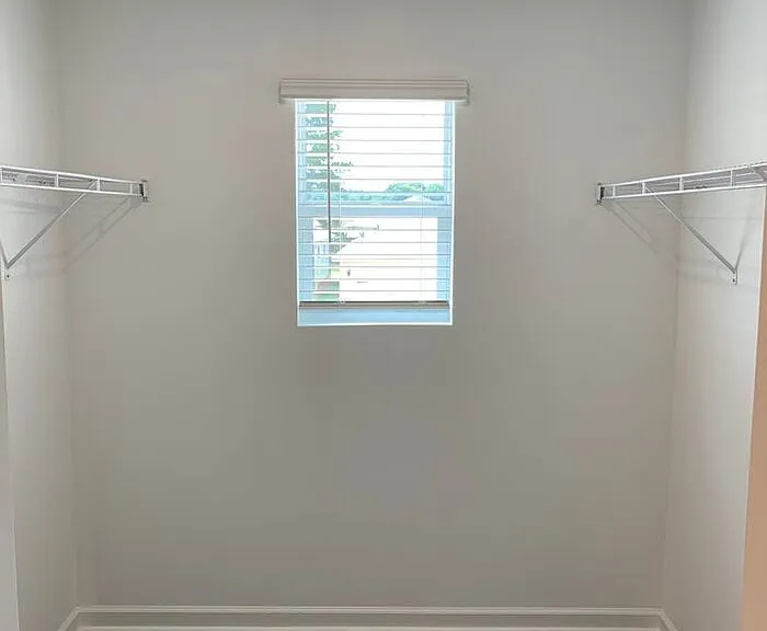 16357 Waterbury Ln — Photo 13