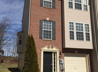 258 Country Ridge Dr, Red Lion, PA 17356