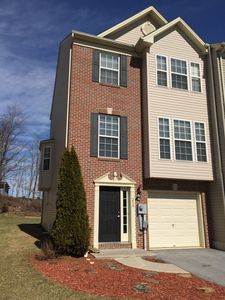 258 Country Ridge Dr, Red Lion, PA, 17356