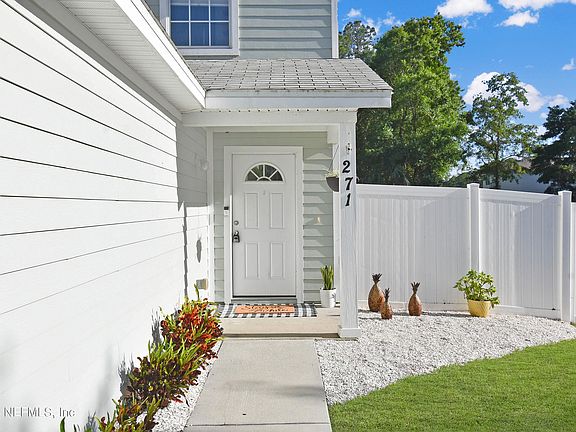 3rd image of 271 CERVANTES Avenue