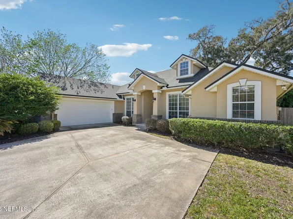 1819 SENTRY OAK Court, Fleming Island, FL 32003