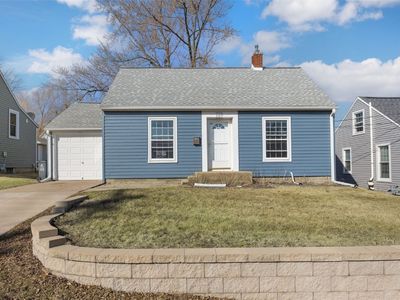 725 Memorial Dr SE, Cedar Rapids, IA, 52403