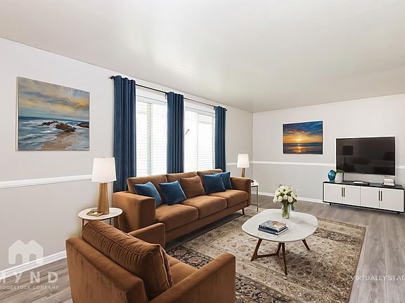 2nd image of 2919 W Sesame Cir
