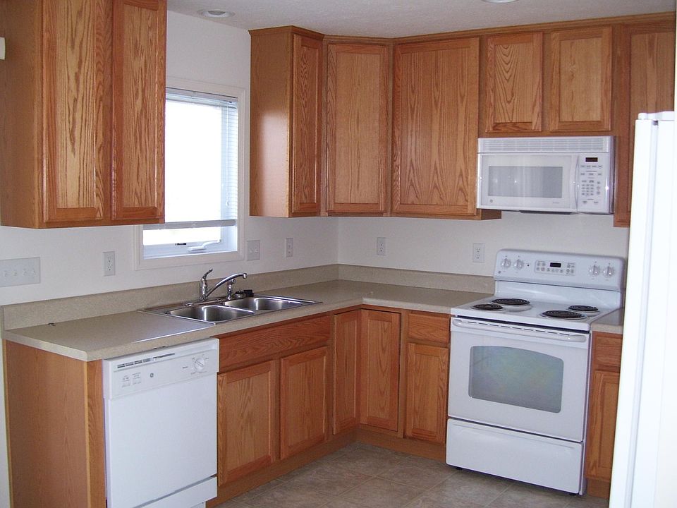 1st image of 16 Ashley Ct