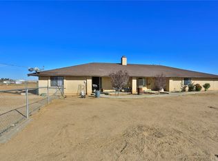 15848 Eucalyptus St, Hesperia, CA 92345