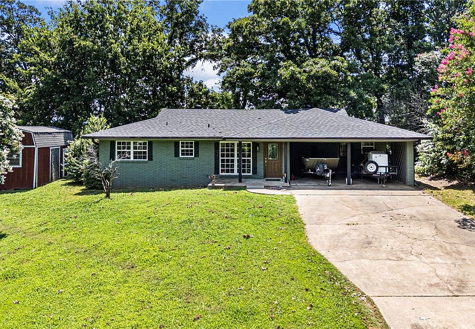 1st image of 149 Bunker Hill Ln