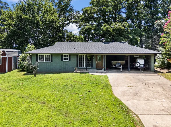 149 Bunker Hill Ln, Russellville, AR 72802