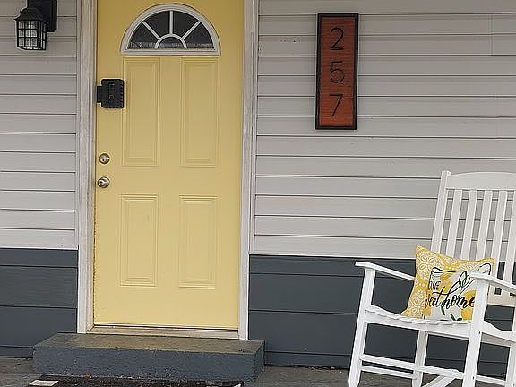 3rd image of 257 Em Hurley Ln