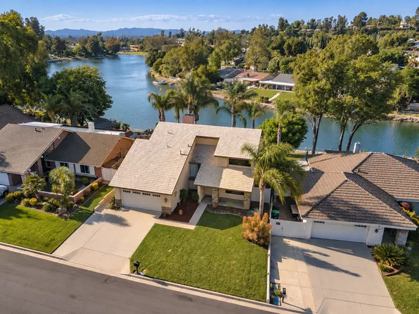 30096 La Primavera St, Temecula, CA 92592