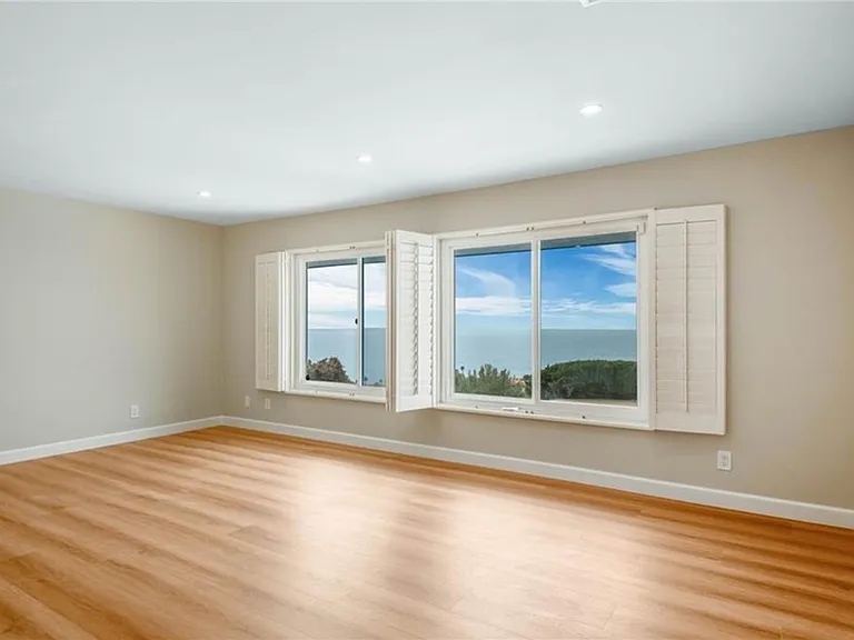 7183 Avenida Altisima — Photo 15