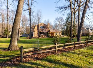 8730 Bridge Rd, Grosse Ile, MI 48138