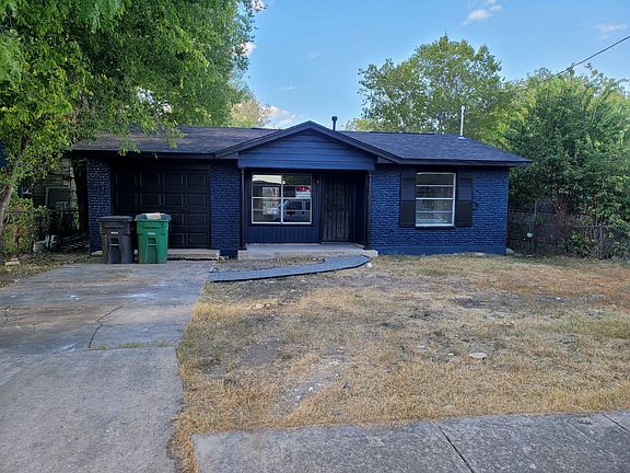 5th image of 139 Ferris Ave