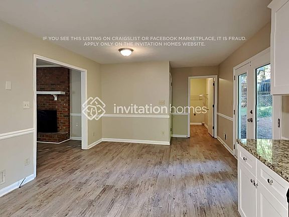 5th image of 700 Greenview Ave SE
