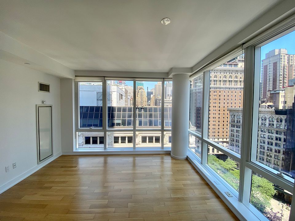 1st image of 885 6th Ave APT 18E