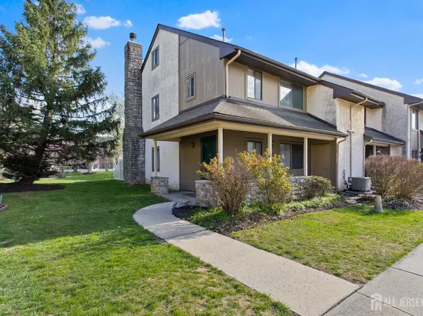 96 NE Hamsphire Dr, Plainsboro, NJ 08536
