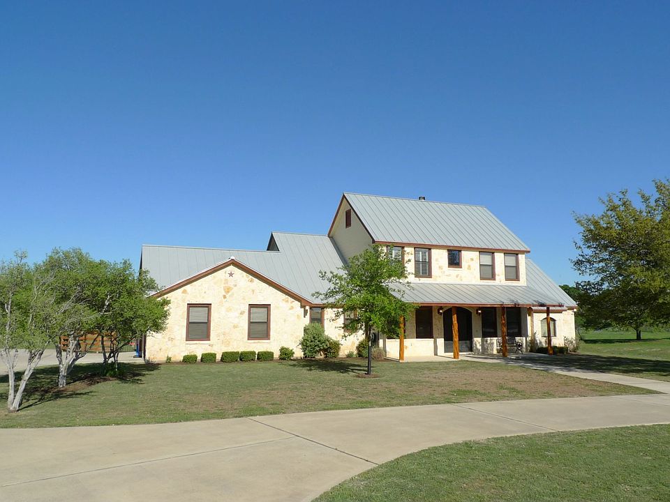 1st image of 647 W Bartlett Dr