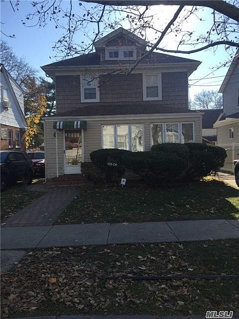 1st image of 19506 111th Ave