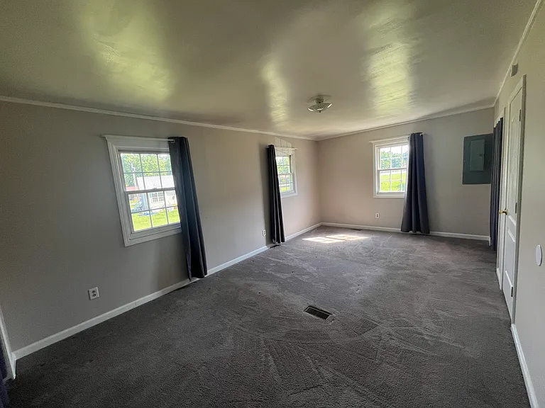 762 Maggie Ave — Photo 6