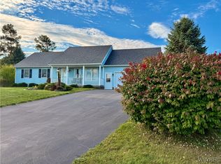 8804 Haven Ln, Batavia, NY 14020