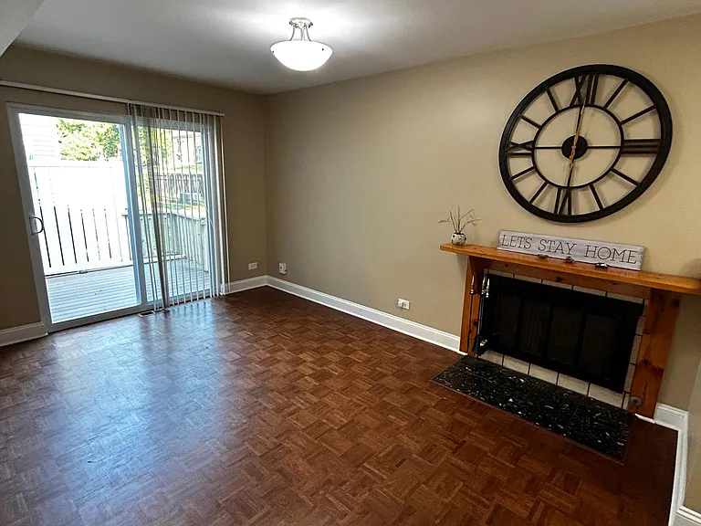 1365 N Whispering Springs Cir — Photo 4
