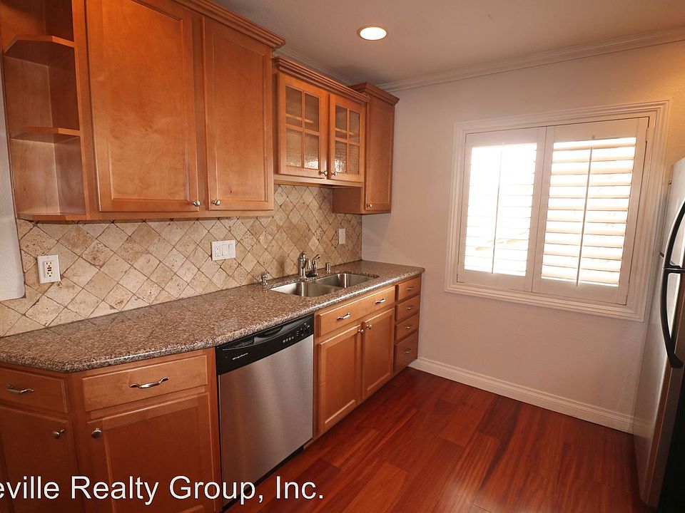 1st image of 4013 1/2 Illinois St