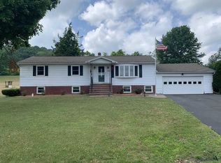 203 Glen Mary Dr, Owego, NY 13827