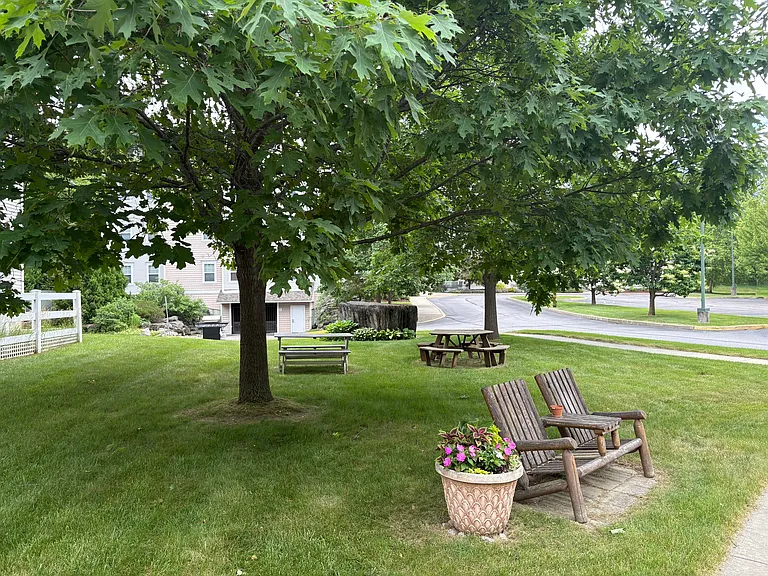 99 Eldredge St #311 — Photo 19