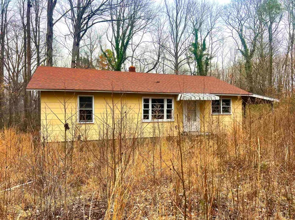 1509 E Rutherford St, Landrum, SC 29356