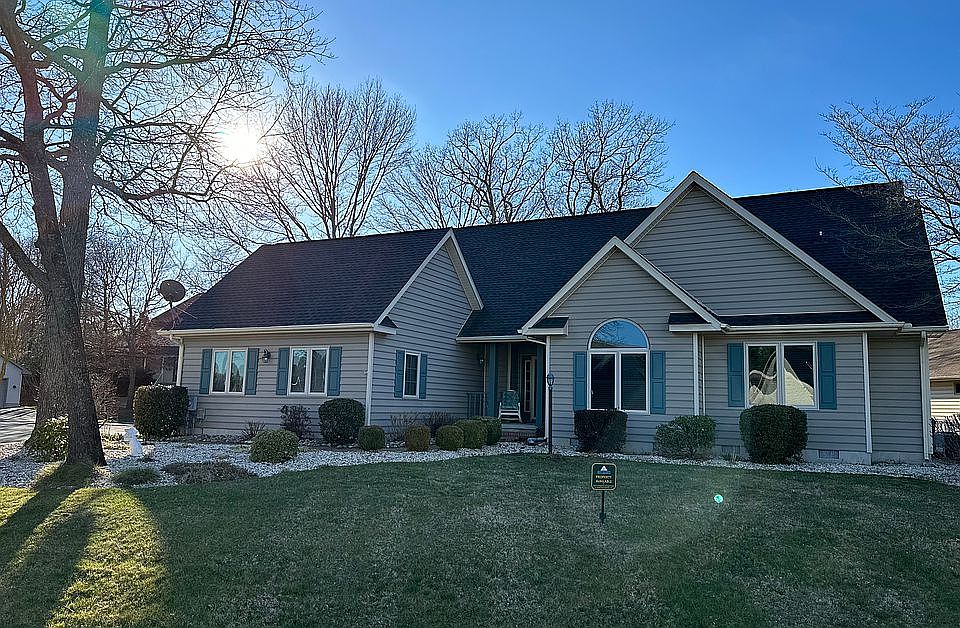1st image of 34804 Carriage Ct