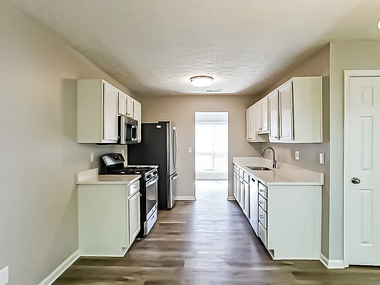 7144 Springchase Way — Photo 8