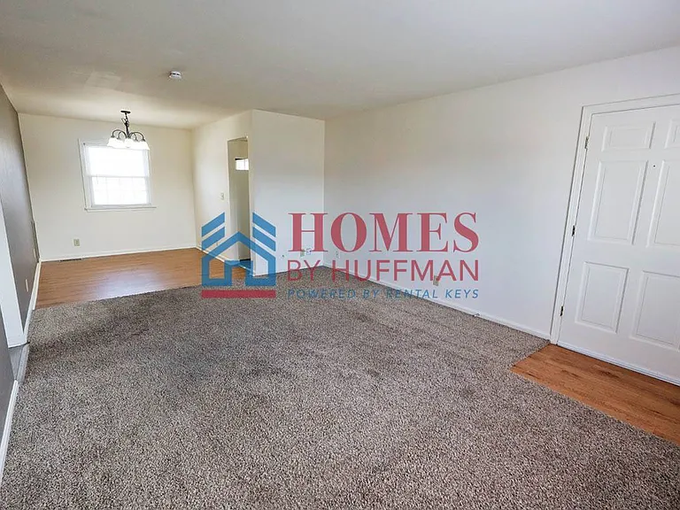 2807 Ravenswood Dr — Photo 8