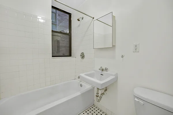 Rented by Compass | media 3