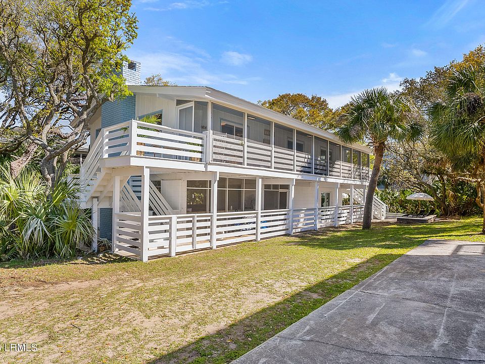 1st image of 716 Pompano Road