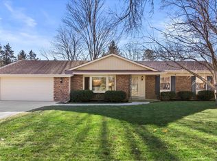 6355 W Pierner Pl, Brown Deer, WI 53223