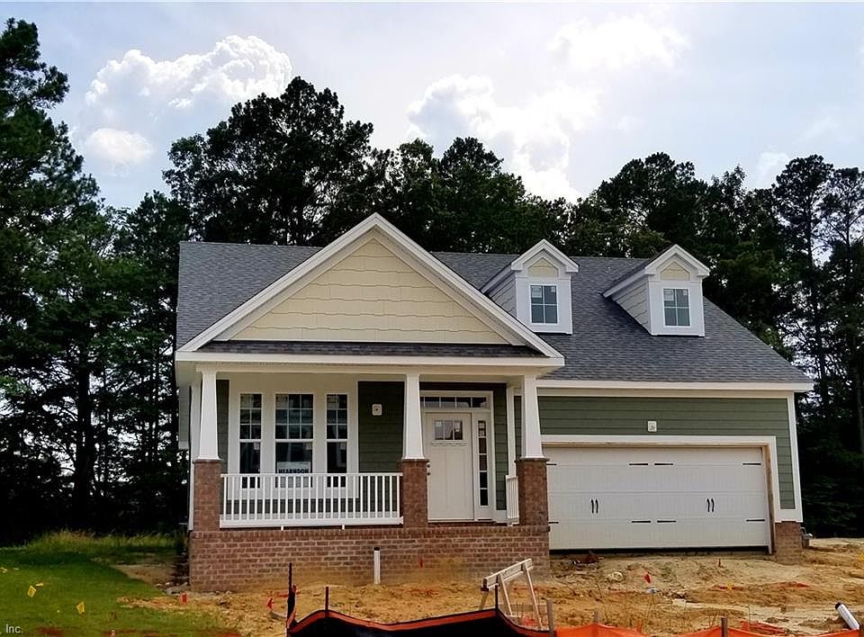1st image of 221 Reservoir Ln