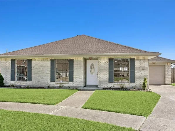 2137 Vineyard Ln, Harvey, LA 70058