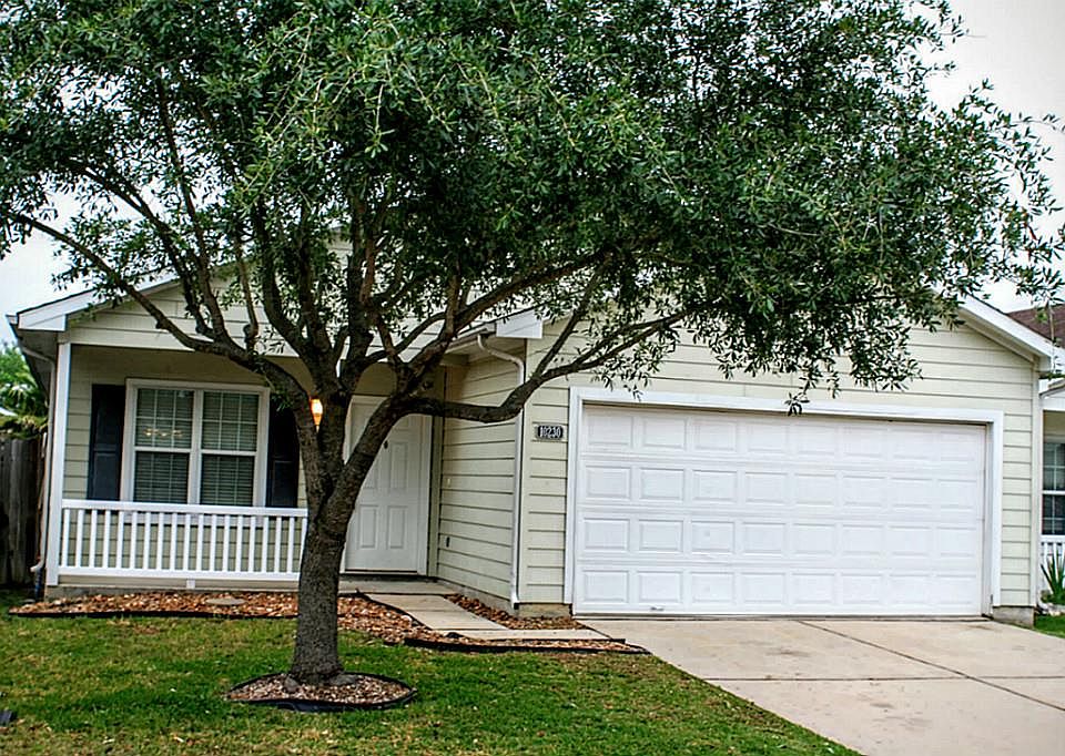 1st image of 10230 Berry Hill Ln