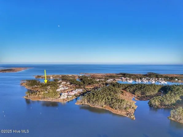 177 Oyster Point Road, Oriental, NC 28571