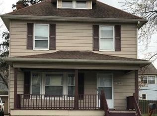 13808 S Parkway Dr, Garfield Heights, OH