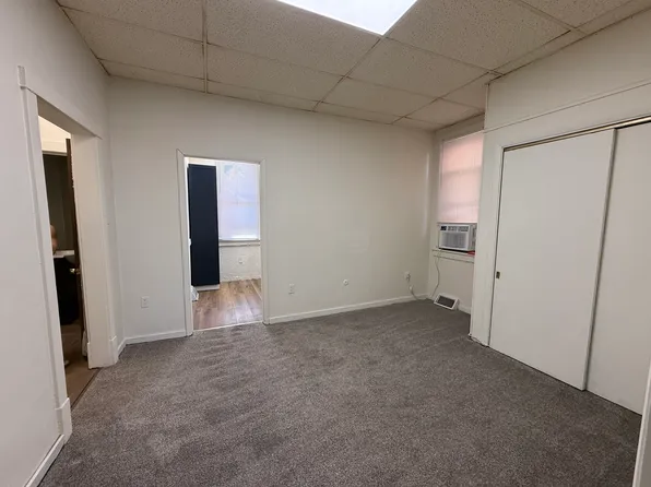 1807 4th Ave APT 1, New Kensington, PA 15068