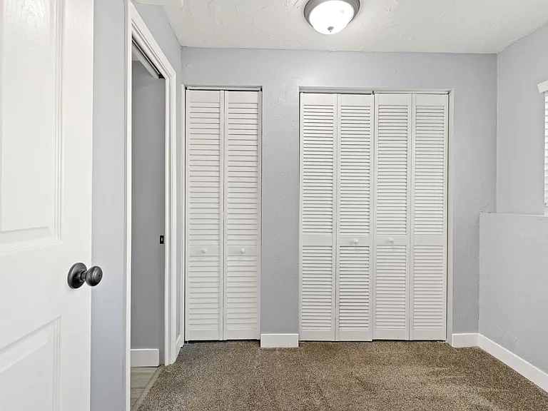 4878 W Parr Dr — Photo 11