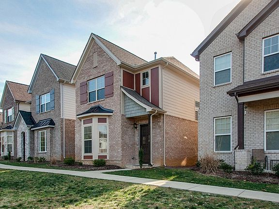 2nd image of 218 Cedar Place Row