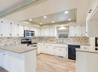 10008 Paisley Rd, Yukon, OK 73099