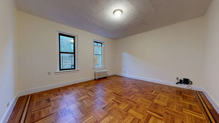 Rented by Revona Properties | media 16