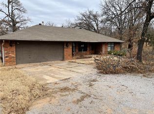 1305 Post Oak Ln, Edmond, OK 73034