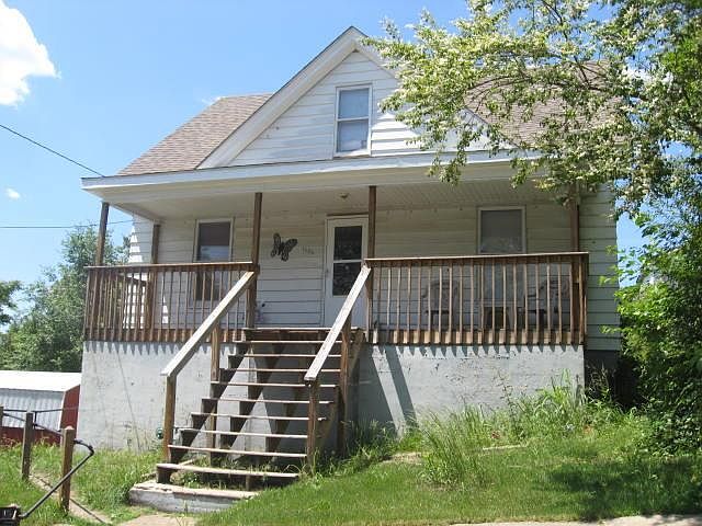 1st image of 1136 Stewart Ave SE