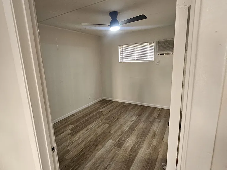 347 Ware Blvd #13 — Photo 6
