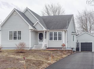 2009 Langille Dr, Kings, NS B4R 1C3