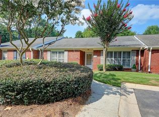 6408 Deerings Ln, Peachtree Corners, GA 30092