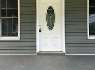 240 Hudson Ave E, Rensselaer, NY 12144